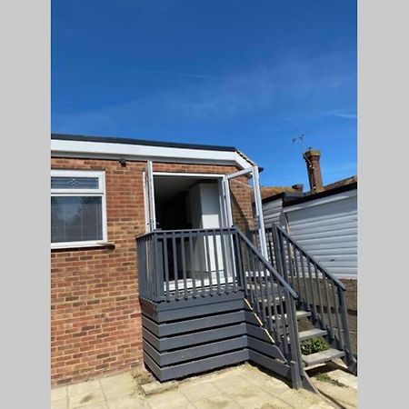 Beachside Bungalow Villa Margate Exterior photo